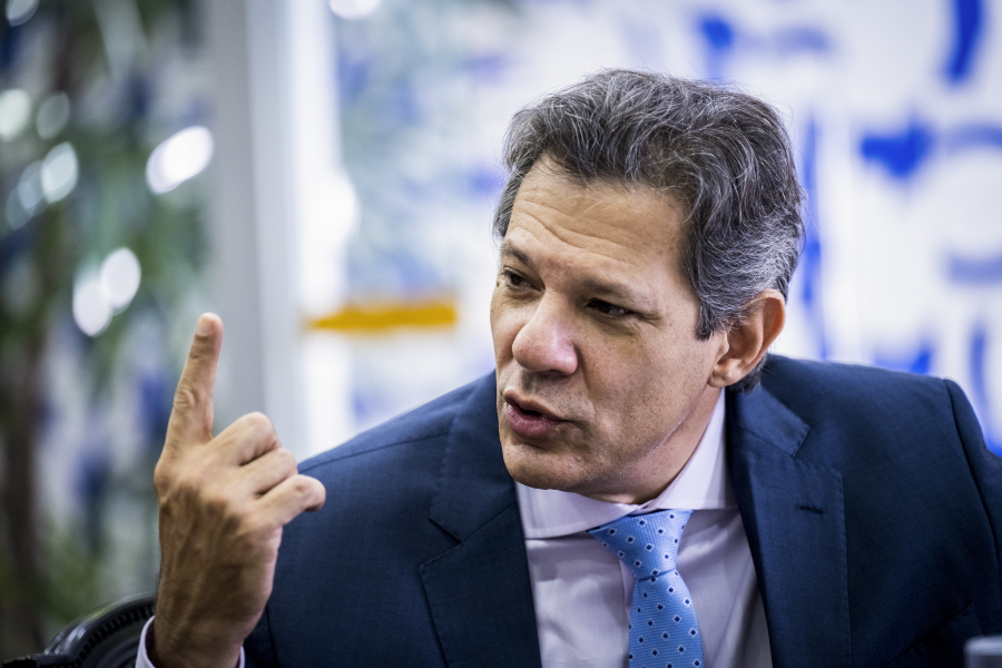 Fernando Haddad prevê queda da inflação e crescimento menor do Brasil em 2025