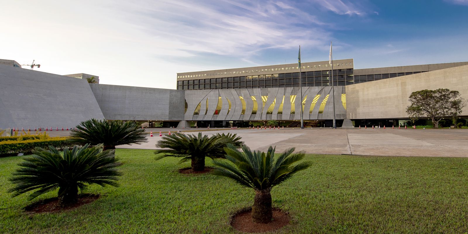 STJ condena desembargadores do Rio por esquema com ex-governador